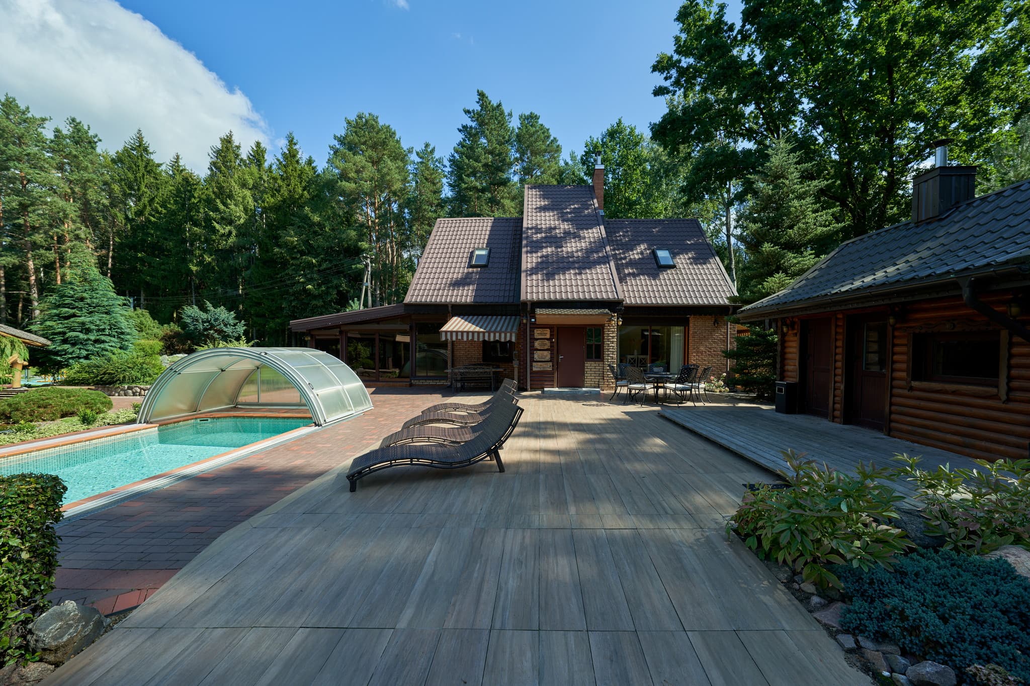 Forest vila — interjeras